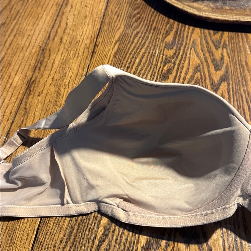 Amoena Lara Comfort mastectomy bra (44D) NWT - Picture 5 of 7